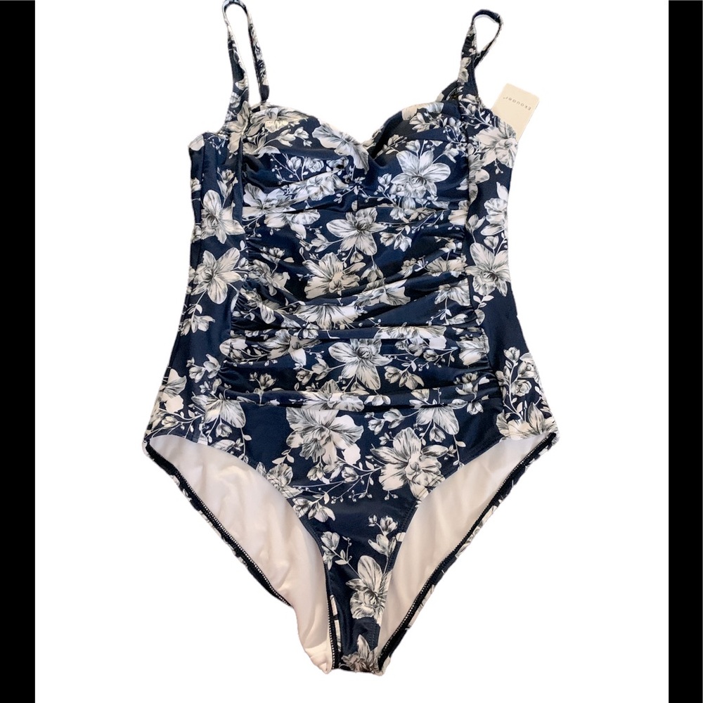 Swim suit One piece